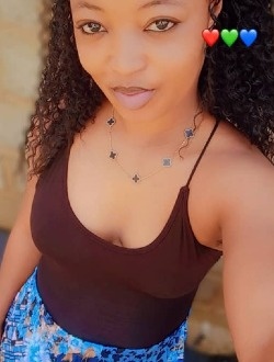 Profil de Yvette, une femme célibataire de 29 ans à Ouagadougou