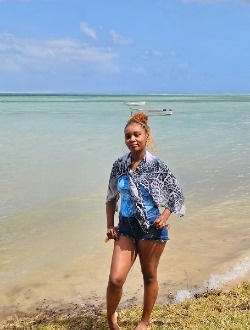 Profil de Mïa, une femme célibataire de 26 ans à Quatre Bornes