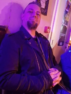 Profil de Corentin, un homme célibataire de 33 ans à Sirault