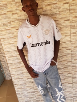 Profil de Salifou, un homme célibataire de 24 ans à Ouagadougou