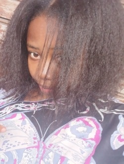 Profil de Angèle, une femme célibataire de 22 ans à Aharana