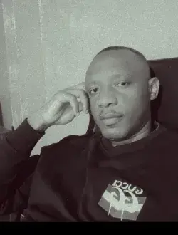 Profil de Kevin, un homme célibataire de 35 ans à Yaoundé