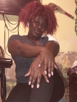 Profil de Ariane, une femme célibataire de 28 ans à Yaoundé
