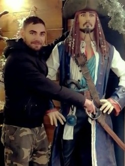 Profil de George, un homme célibataire de 32 ans à Savigny-sur-Orge