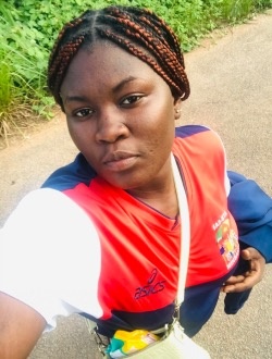 Profil de Josiane, une femme célibataire de 21 ans à Yaoundé