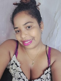 Profil de Ranirina, une femme célibataire de 32 ans à Aloalofotaka