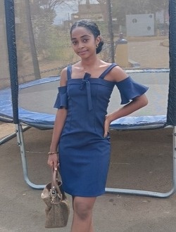 Profil de Joyka, une femme célibataire de 23 ans à Ajavibe