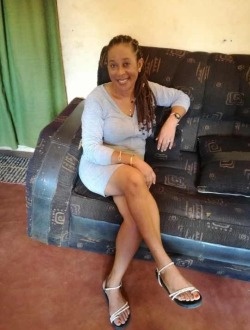 Profil de Francine, une femme célibataire de 54 ans à Antsiranana