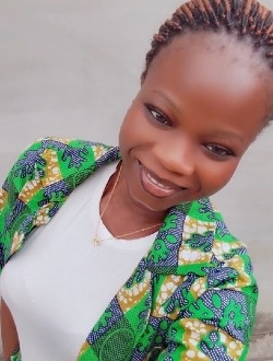 Profil de Milia-Belle, une femme célibataire de 33 ans à Abomey-Calavi