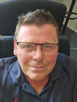 Profil de Mickael, un homme célibataire de 45 ans à Le Mans