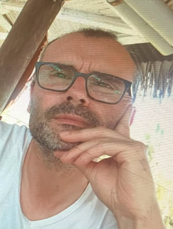 Profil de Phil, un homme célibataire de 54 ans à Paris