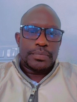 Profil de El Hadji, un homme célibataire de 42 ans à Dakar