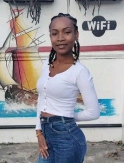 Profil de Nikita, une femme célibataire de 27 ans à Toamasina