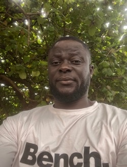 Profil de Bocky, un homme célibataire de 40 ans à Abidjan