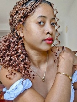 Profil de Layanah, une femme célibataire de 30 ans à Toamasina