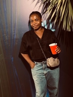Profil de Mel, une femme célibataire de 26 ans à Port-Bouët