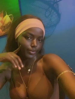 Profil de Rose, une femme célibataire de 25 ans à Yaoundé