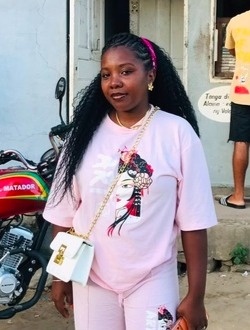 Profil de Rodia, une femme célibataire de 26 ans à Antalaha