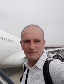 Profil de Charlie, un homme célibataire de 56 ans à Thiès