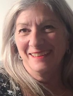 Profil de Claire, une femme célibataire de 70 ans à Le Vieux-Longueuil