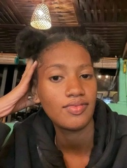 Profil de Annouricka, une femme célibataire de 20 ans à Antsiranana
