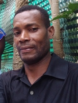 Profil de Max, un homme célibataire de 42 ans à Lomé