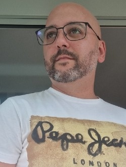 Profil de Nelson, un homme célibataire de 42 ans à Genève