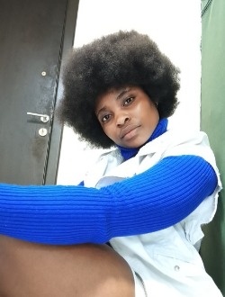 Profil de Appolonie Julienne, une femme célibataire de 26 ans à Abembé I