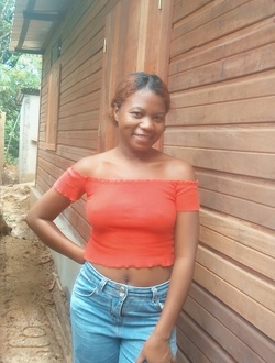 Profil de Jeannine, une femme célibataire de 32 ans à Toamasina