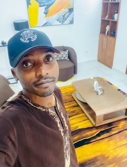 Profil de Donas, un homme célibataire de 32 ans à Yaoundé