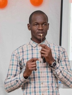 Profil de Yann, un homme célibataire de 34 ans à Abidjan