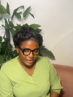 Profil de Chailla, une femme célibataire de 34 ans à Yaoundé