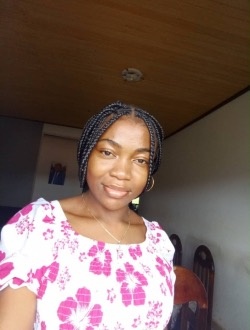 Profil de Angele, une femme célibataire de 23 ans à Yaoundé