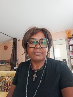 Profil de Maya, une femme célibataire de 56 ans à Béziers