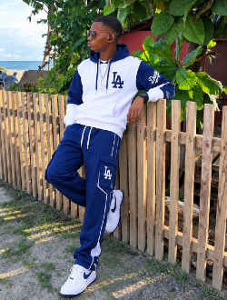 profile picture 0