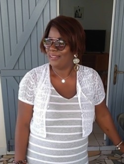 Profil de Alexia, une femme célibataire de 55 ans à Libreville