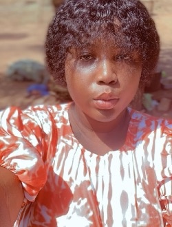 Profil de Anaelle, une femme célibataire de 28 ans à Bouaké