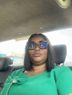 Profil de Marielaure, une femme célibataire de 41 ans à Abidjan