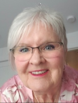 Profil de Louise, une femme célibataire de 74 ans à Trois-Rivières