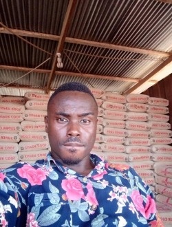 Profil de Kumi, un homme célibataire de 33 ans à Techiman