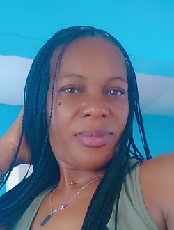 Profil de Aicha Ly, une femme célibataire de 42 ans à Abeng