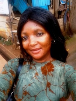 Profil de Christiane, une femme célibataire de 42 ans à Yaoundé