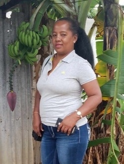 Profil de Marie, une femme célibataire de 31 ans à Antalaha