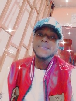 Profil de Koffi Clovis, un homme célibataire de 30 ans à Abi