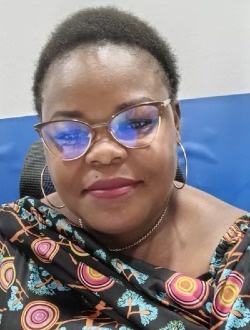 Profil de Isabelle, une femme célibataire de 44 ans à Abidjan