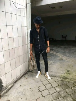 profile picture 0