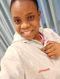 Profil de Idaya, une femme célibataire de 27 ans à Cotonou