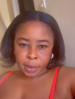 Profil de Marie, une femme célibataire de 34 ans à Abidjan