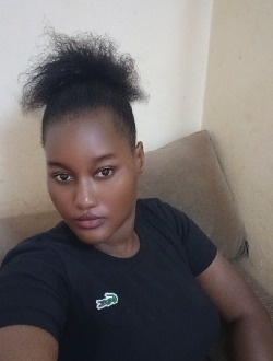 Profil de Pauline, une femme célibataire de 35 ans à Ouagadougou
