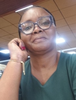 Profil de France, une femme célibataire de 44 ans à Dou-la-Poka